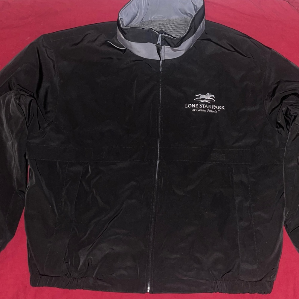 windbreaker